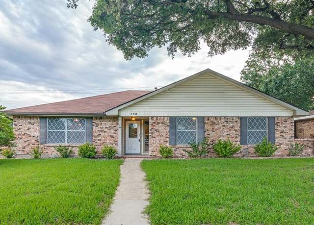 Property at 746 Brighton Ln, Garland, TX 75043, 4 beds, 3 baths