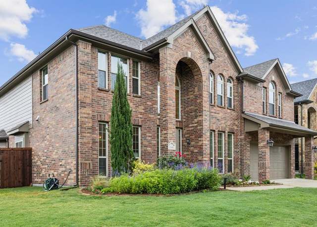 Property at 1344 Caspian Dr, Roanoke, TX 76262, 5 beds, 2.5 baths