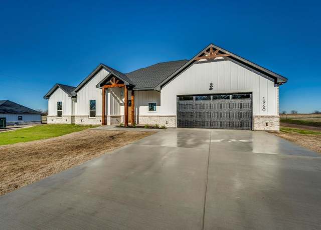 Property at 540 Hampel, Palmer, TX 75152, 4 beds, 2 baths