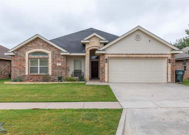 Property at 4817 Yellowstone Trl, Abilene, TX 79602, 4 beds, 2 baths