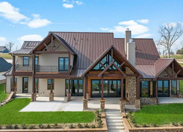 Property at 340 Emerald Ln, Corsicana, TX 75109, 6 beds, 6.5 baths