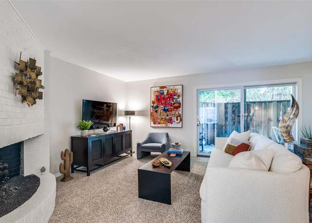 Property at 5833 Copperwood Ln #1132, Dallas, TX 75248, 2 beds, 1 bath