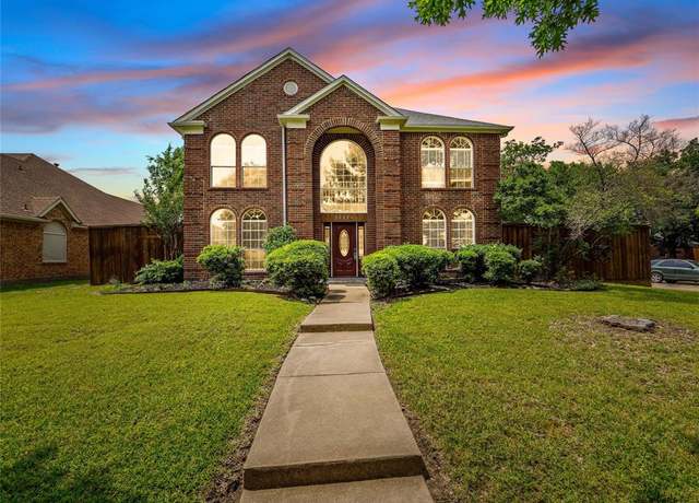 Property at 3000 Clearmeadow Dr, Mesquite, TX 75181, 4 beds, 2.5 baths