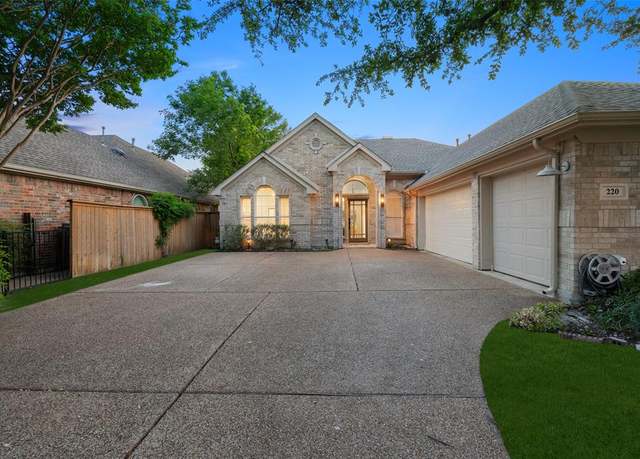 Property at 220 Lionhart Pl, Rockwall, TX 75032, 4 beds, 2 baths
