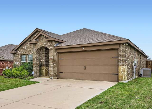 Property at 1001 Alton Dr, Aubrey, TX 76227, 4 beds, 2 baths