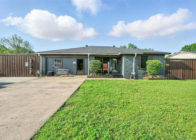Property at 210 Emporia Ln, Duncanville, TX 75116, 3 beds, 1.5 baths