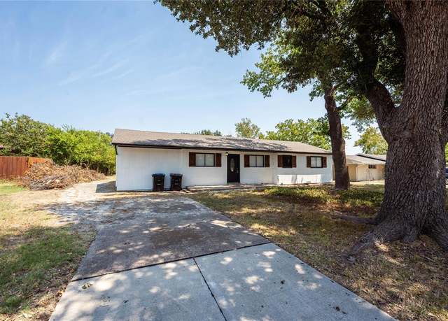 Property at 5209 Stonewall St, Greenville, TX 75402, 3 beds, 2.5 baths