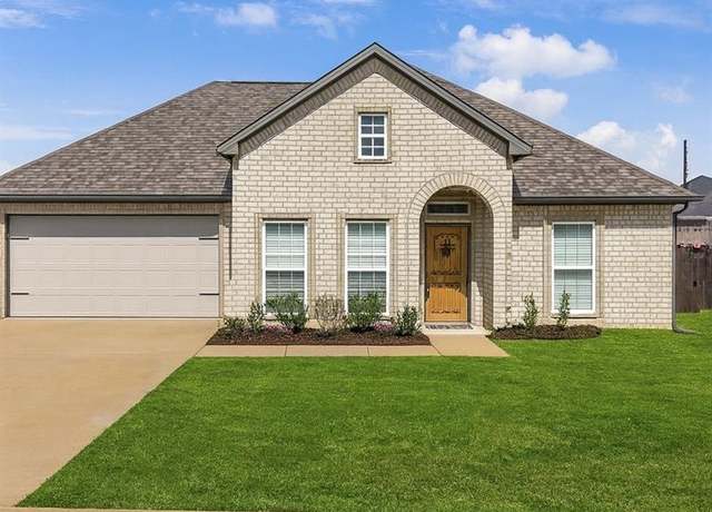 Property at 204 Nolan Farms Blvd, Winona, TX 75792, 3 beds, 2 baths