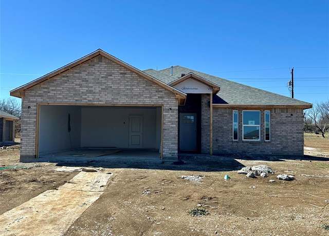 Property at 812 Bella Blvd, Coleman, TX 76834, 3 beds, 2 baths