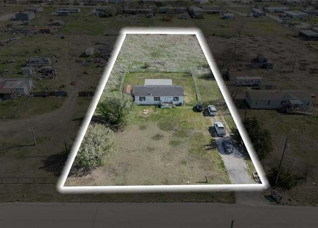 Property at 9020 Sallys Way, Alvarado, TX 76009, 3 beds, 2 baths