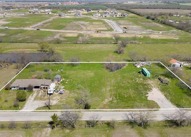 Property at 5560 County Road 2526, Royse City, TX 75189, 3 beds, 1.5 baths