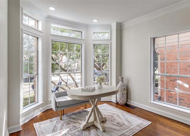 Property at 3650 Asbury St, University Park, TX 75205, 3 beds, 2.5 baths