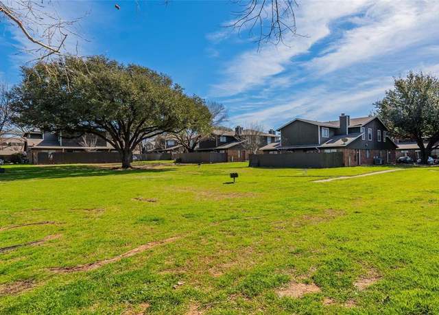 Property at 1122 Millview Dr #301, Arlington, TX 76012, 2 beds, 2 baths