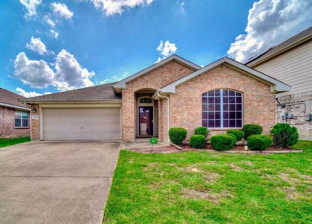 Property at 7636 Hollow Forest Dr, Fort Worth, TX 76123, 3 beds, 2 baths