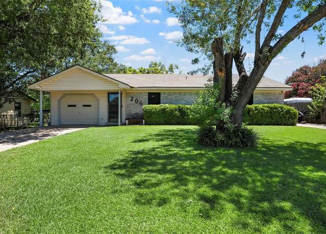 Property at 206 W Foster Dr, Robinson, TX 76706, 2 beds, 2 baths