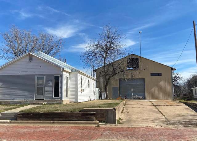 Property at 219 S Grand, Olney, TX 76374, 2 beds, 1 bath