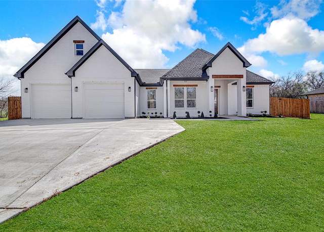 Property at 1741 Bonner Dr, Mansfield, TX 76063, 4 beds, 3 baths