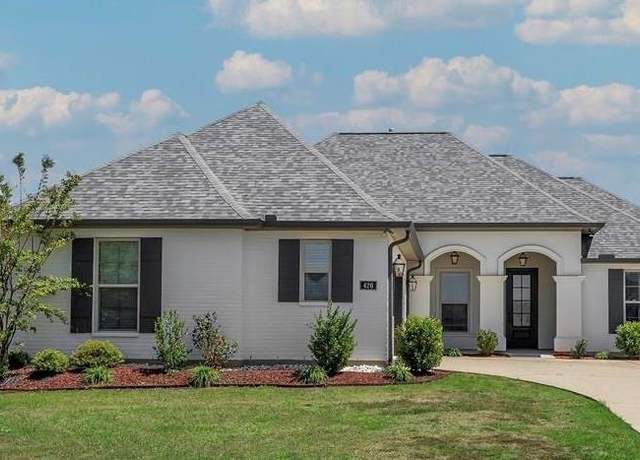 Property at 426 N Lost River Dr, Benton, LA 71006, 4 beds, 3 baths