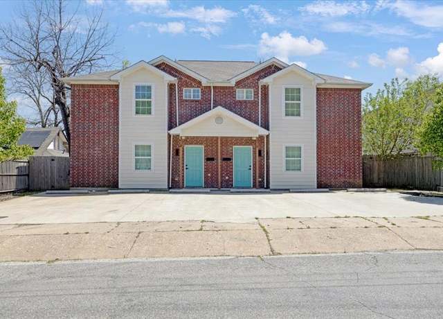 Property at 216/218 E Cherry St, Sherman, TX 75090, 6 beds, 4 baths
