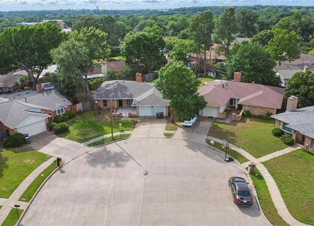 Property at 908 Cherry Laurel Ln, Arlington, TX 76012, 3 beds, 2 baths