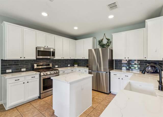 Property at 5708 Pebble Ridge Dr, Mckinney, TX 75070, 5 beds, 3 baths
