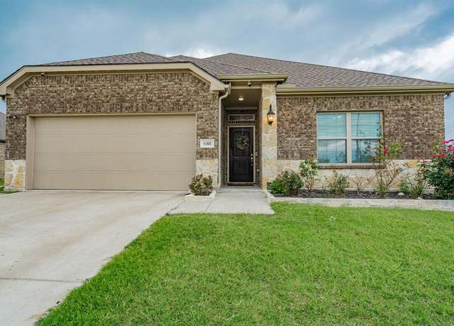 Property at 680 Navasota Dr, Crandall, TX 75114, 4 beds, 2 baths