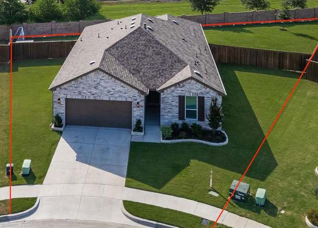 Property at 3000 Aslynn Cir, Aubrey, TX 76227, 4 beds, 2 baths