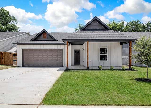 Property at 2511 Birdell Ct, Fort Worth, TX 76105, 3 beds, 2 baths