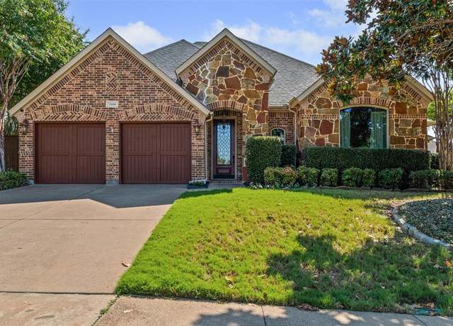Property at 1808 Lakes Edge Blvd, Mansfield, TX 76063, 3 beds, 2.5 baths