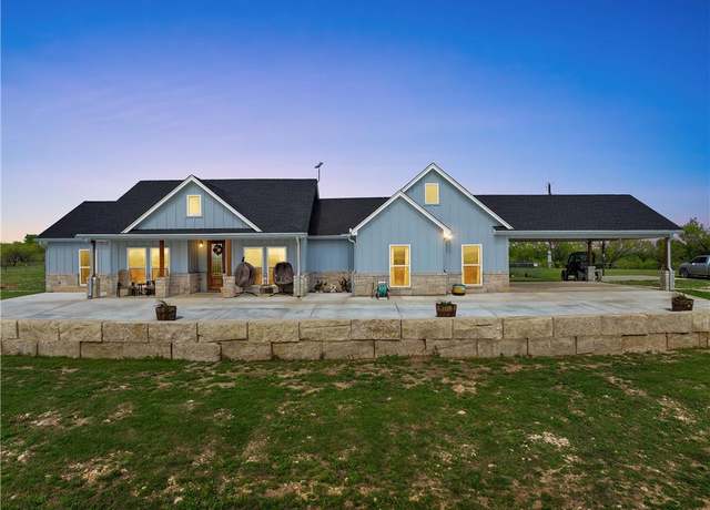 Property at 1227 Alexander Rd, Moody, TX 76557, 5 beds, 3.5 baths