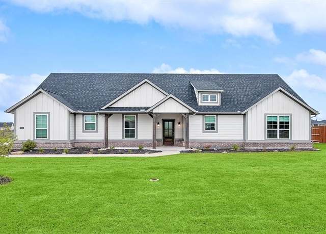 Property at 245 Stone Canyon Dr, Rhome, TX 76078, 3 beds, 2 baths