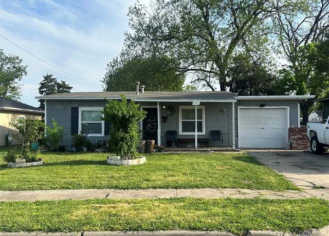 Property at 836 Travis St, Garland, TX 75040, 2 beds, 1 bath
