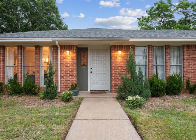 Property at 2512 Buckingham Dr, Denton, TX 76209, 4 beds, 3 baths