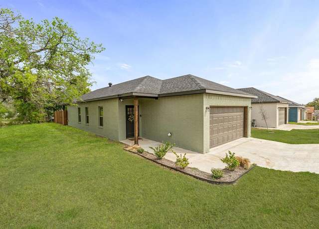 Property at 1332 Liberty St, Weatherford, TX 76086, 2 beds, 2 baths
