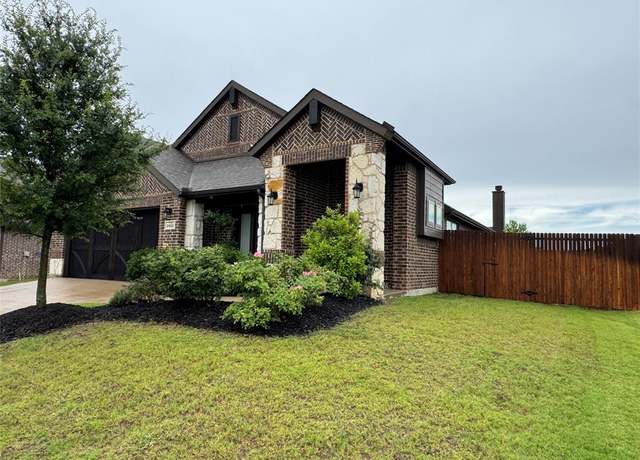 Property at 1913 Maplewood Dr, Glenn Heights, TX 75154, 4 beds, 2 baths