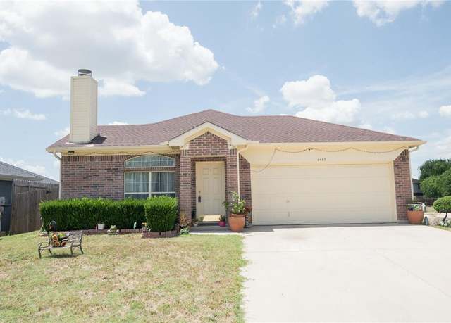 Property at 6465 Downeast Dr, Fort Worth, TX 76179, 3 beds, 2 baths