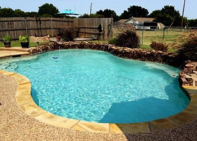 Property at 349 Horseshoe Dr, Springtown, TX 76082, 3 beds, 2 baths