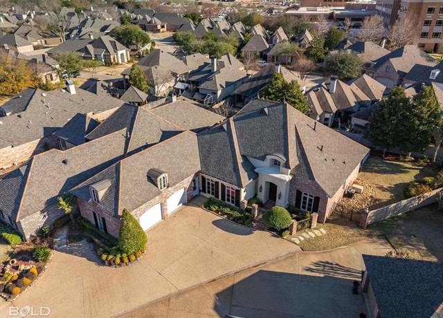 Property at 105 Calais Ct, Bossier City, LA 71111, 4 beds, 3.5 baths