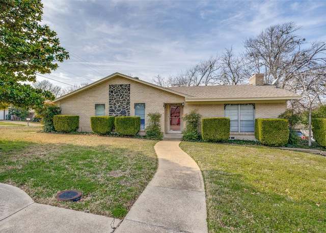 Property at 1901 Briarcreek Ln, Plano, TX 75074, 3 beds, 2.5 baths