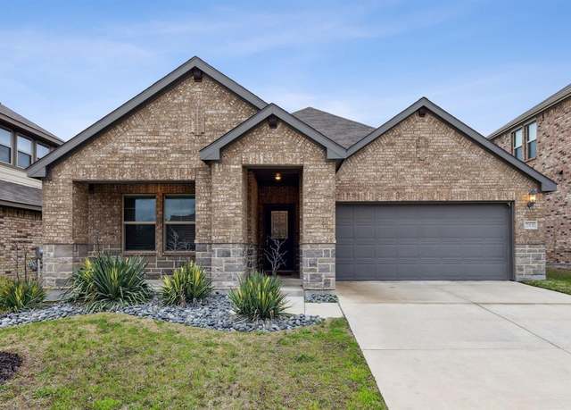 Property at 263 Hawthorn Dr, Lavon, TX 75166, 4 beds, 3 baths