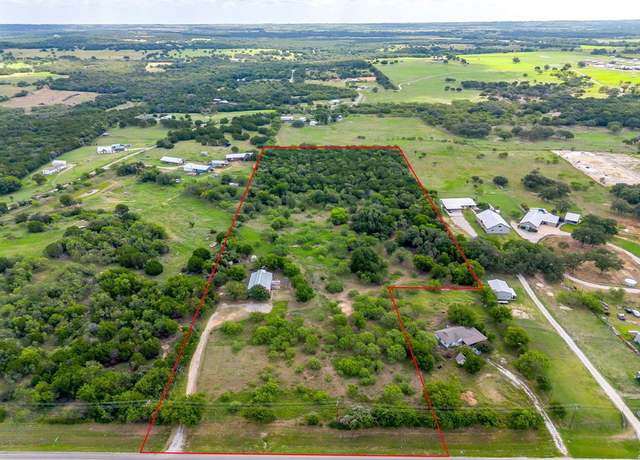 Property at 10109 Granbury Hwy, Weatherford, TX 76087, 2 beds, 2 baths