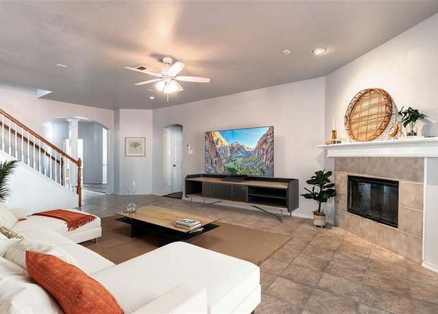 Property at 4201 Broken Bend Blvd, Fort Worth, TX 76244, 5 beds, 2.5 baths