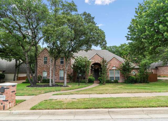 Property at 605 Royal Ln, Southlake, TX 76092, 4 beds, 4 baths