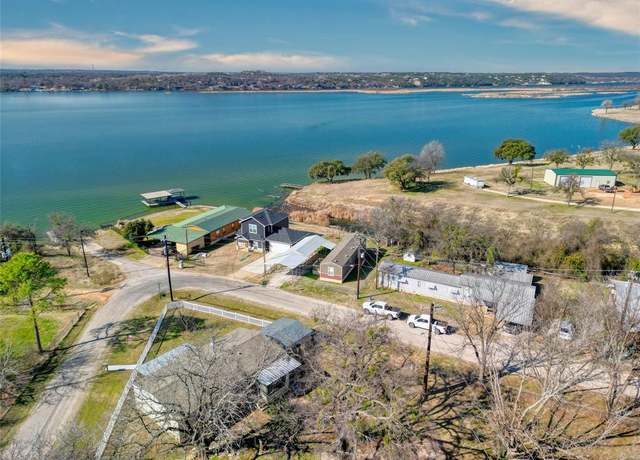 Property at 1114 Skylark Dr, Granbury, TX 76049, 2 beds, 1 bath
