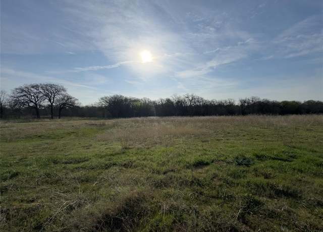 Property at 330 Rolling Ranch Blvd, Alvord, TX 76225