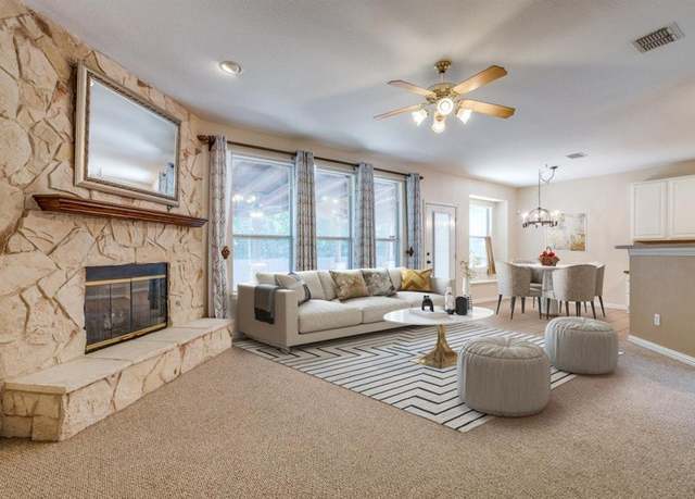 Property at 5320 Alta Loma Dr, Fort Worth, TX 76244, 4 beds, 2.5 baths