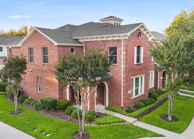 Property at 152 Leonard St, Lewisville, TX 75057, 3 beds, 2.5 baths