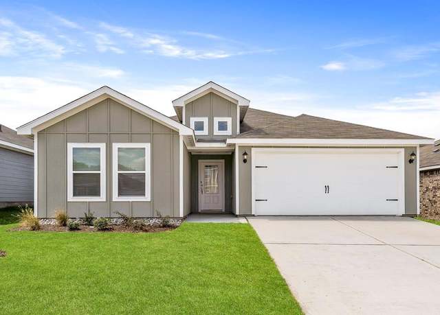 Property at 920 Burlington Ave, Fort Worth, TX 76108, 3 beds, 2 baths