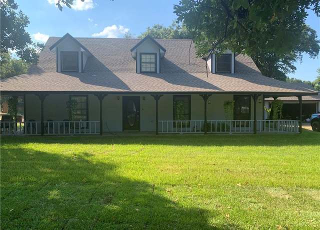 Property at 562 Lcr 404, Groesbeck, TX 76642, 4 beds, 2.5 baths