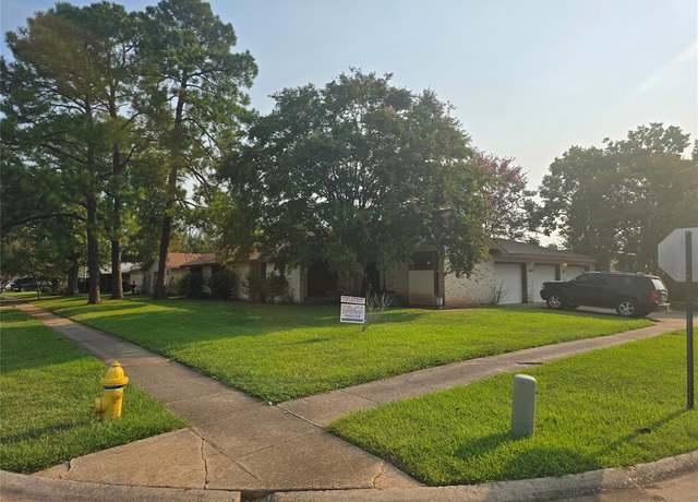 Property at 501 Rugby Pl, Bossier City, LA 71111, 4 beds, 3 baths